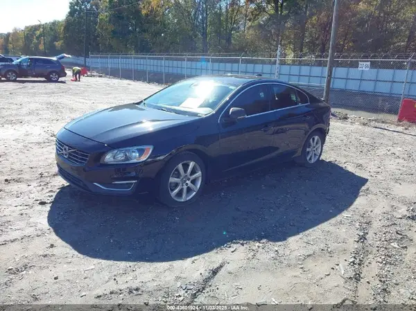 YV126MFKXG2394445 2016 VOLVO S60 - Image 2