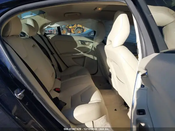 YV126MFKXG2399113 2016 VOLVO S60 - Image 8