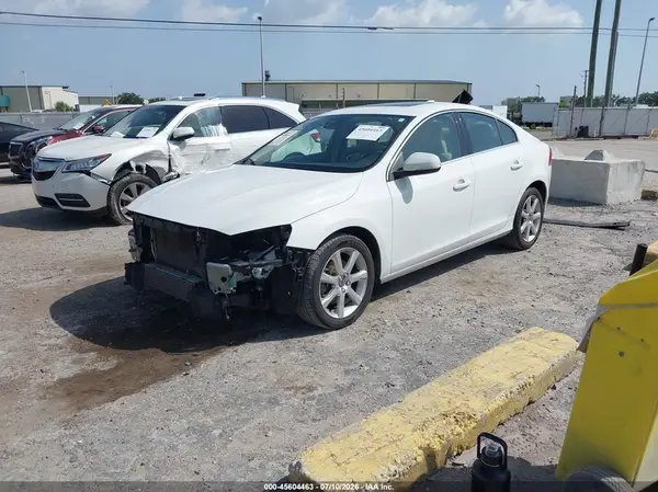 YV126MFKXG2411664 2016 VOLVO S60 - Image 2