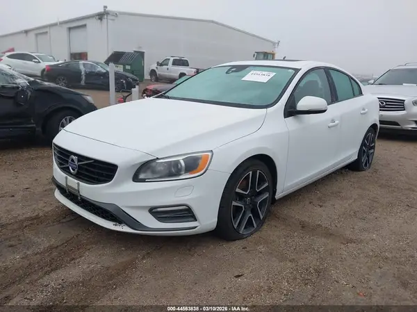 YV126MFL0H2422876 2017 VOLVO S60 - Image 2