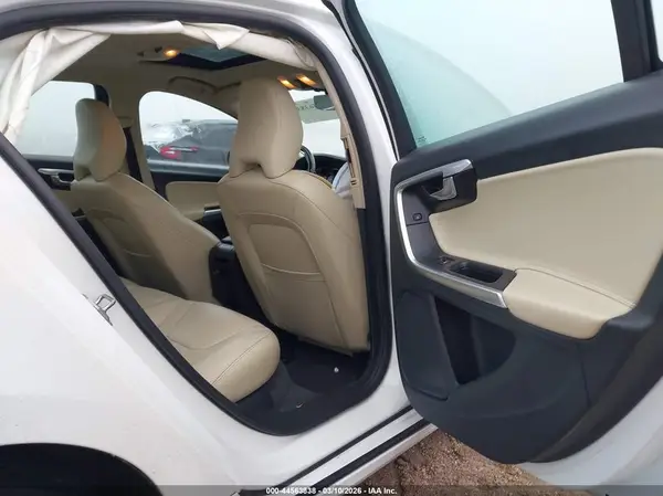YV126MFL0H2422876 2017 VOLVO S60 - Image 8
