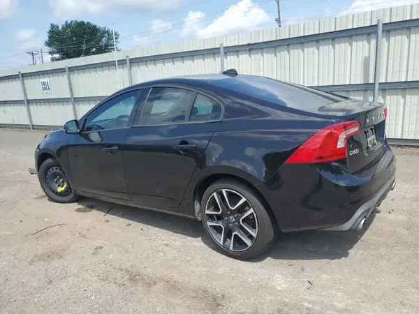 YV126MFL0H2425020 2017 VOLVO S60 - Image 2