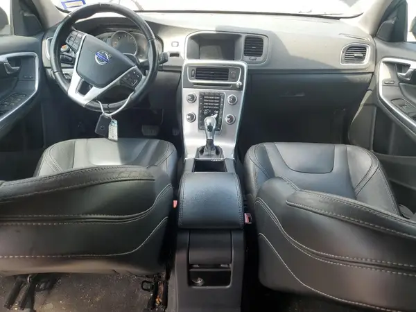 YV126MFL0H2425020 2017 VOLVO S60 - Image 8