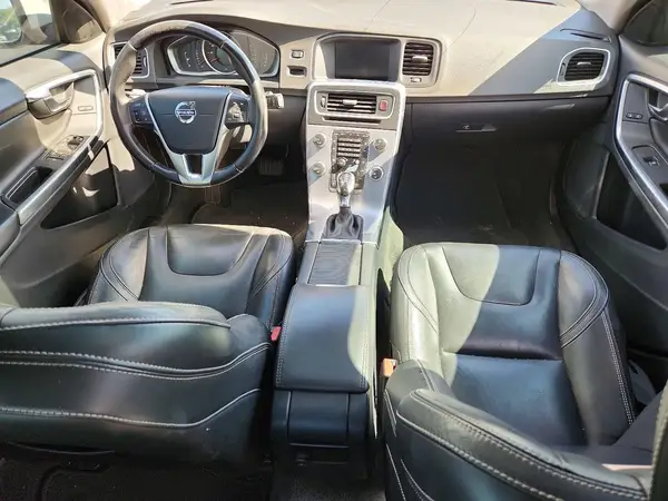 YV126MFL0H2430556 2017 VOLVO S60 - Image 8