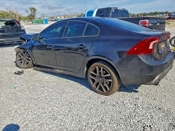 YV126MFL0H2436728 2017 VOLVO S60 - Image 2