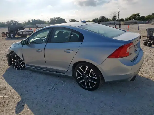 YV126MFL0J2451266 2018 VOLVO S60 - Image 2