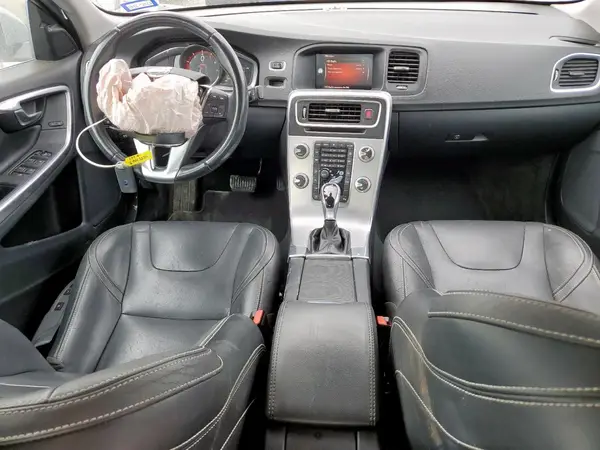 YV126MFL0J2451266 2018 VOLVO S60 - Image 8