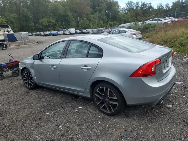 YV126MFL0J2452157 2018 VOLVO S60 - Image 2