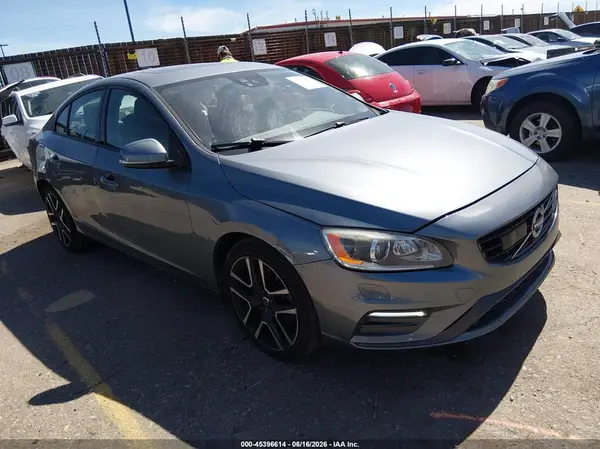 YV126MFL1H2425043 2017 VOLVO S60 - Image 1
