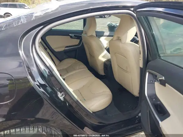 YV126MFL1H2425365 2017 VOLVO S60 - Image 8