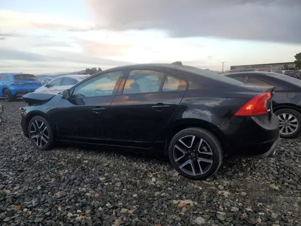 YV126MFL1H2432588 2017 VOLVO S60 - Image 2