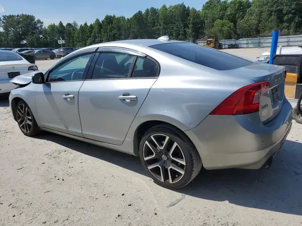 YV126MFL1H2434440 2017 VOLVO S60 - Image 2