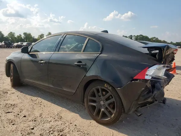 YV126MFL2H2424113 2017 VOLVO S60 - Image 2
