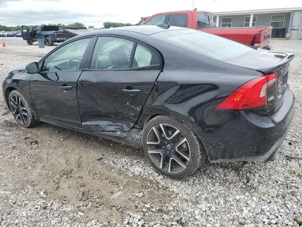YV126MFL2H2439758 2017 VOLVO S60 - Image 2