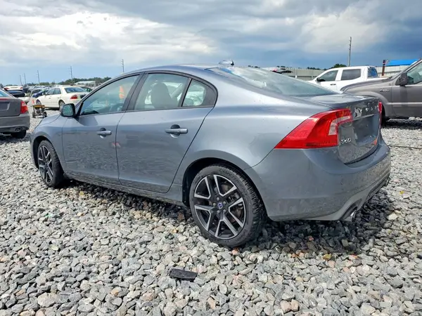 YV126MFL2H2439792 2017 VOLVO S60 - Image 2