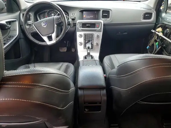 YV126MFL2J2453293 2018 VOLVO S60 - Image 8