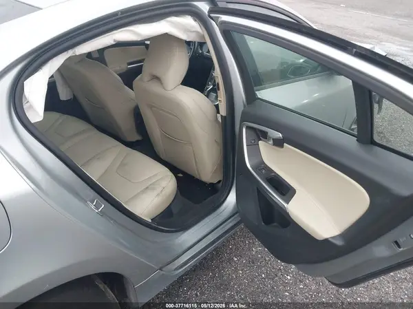 YV126MFL2J2453326 2018 VOLVO S60 - Image 8