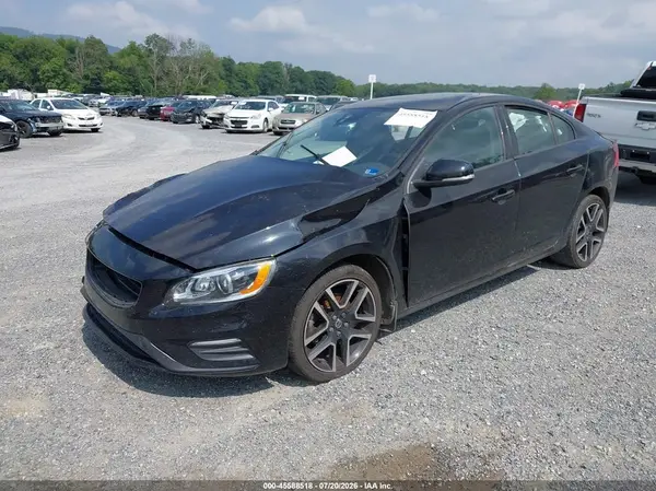 YV126MFL2J2458767 2018 VOLVO S60 - Image 2