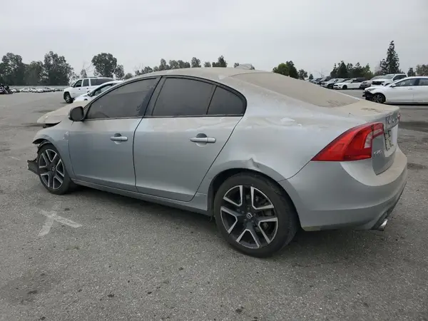 YV126MFL3H2421429 2017 VOLVO S60 - Image 2