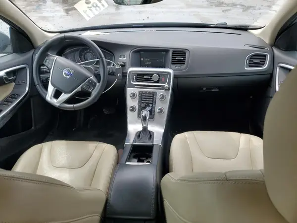 YV126MFL3H2422192 2017 VOLVO S60 - Image 8