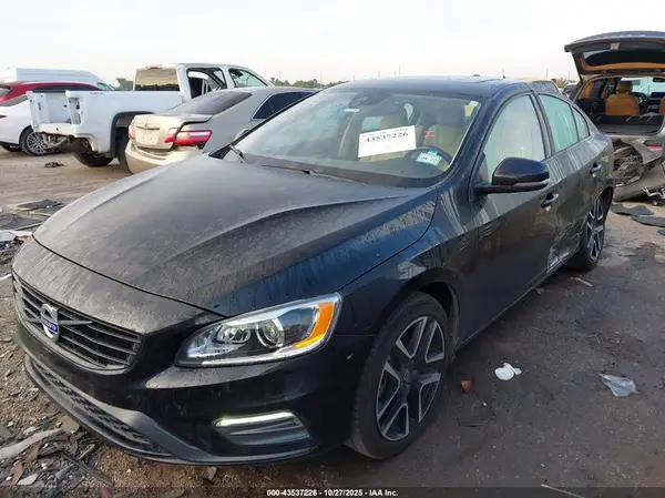 YV126MFL3H2423939 2017 VOLVO S60 - Image 2