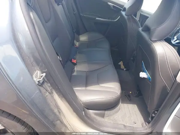 YV126MFL4H2432746 2017 VOLVO S60 - Image 8