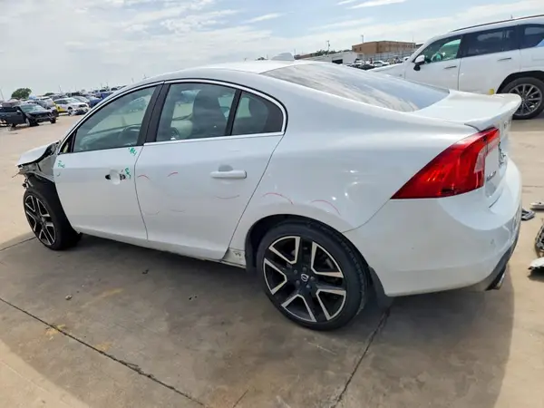 YV126MFL4J2452307 2018 VOLVO S60 - Image 2