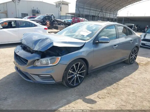 YV126MFL4J2453666 2018 VOLVO S60 - Image 2