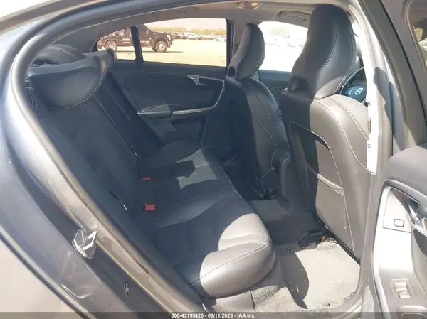 YV126MFL4J2453666 2018 VOLVO S60 - Image 8