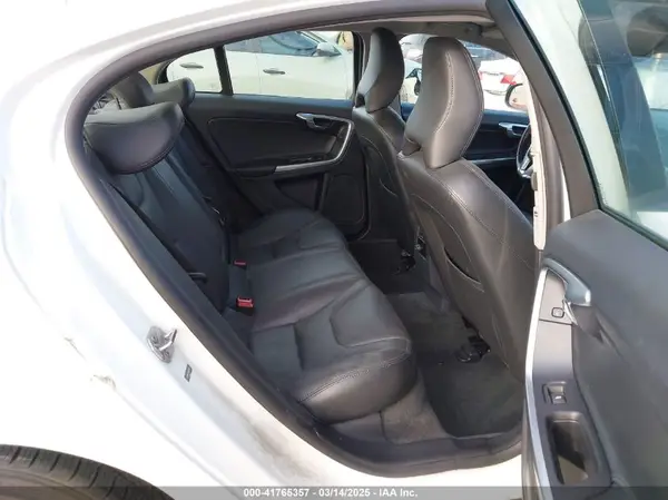 YV126MFL5H2421335 2017 VOLVO S60 - Image 8