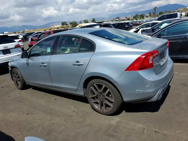 YV126MFL5H2422145 2017 VOLVO S60 - Image 2