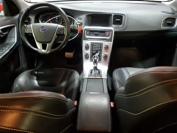 YV126MFL5H2427636 2017 VOLVO S60 - Image 8