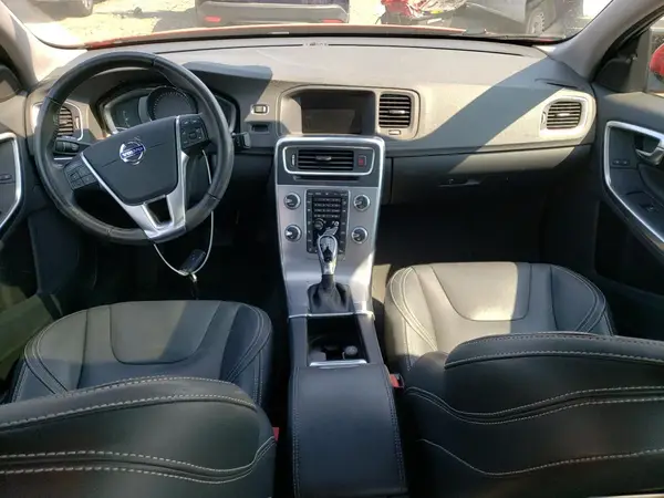 YV126MFL5H2432643 2017 VOLVO S60 - Image 8