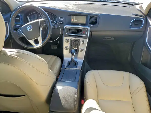 YV126MFL5J2452803 2018 VOLVO S60 - Image 8