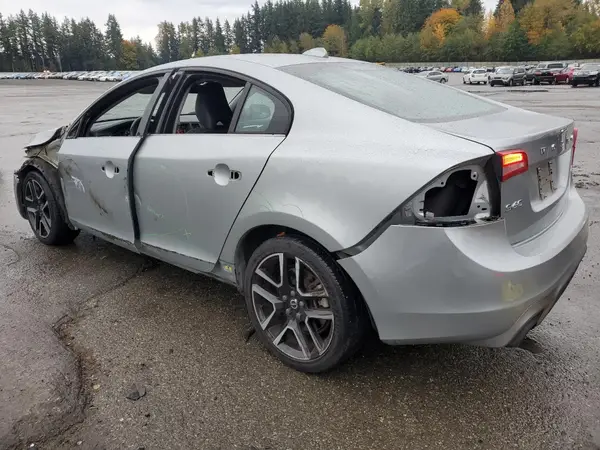 YV126MFL5J2453336 2018 VOLVO S60 - Image 2
