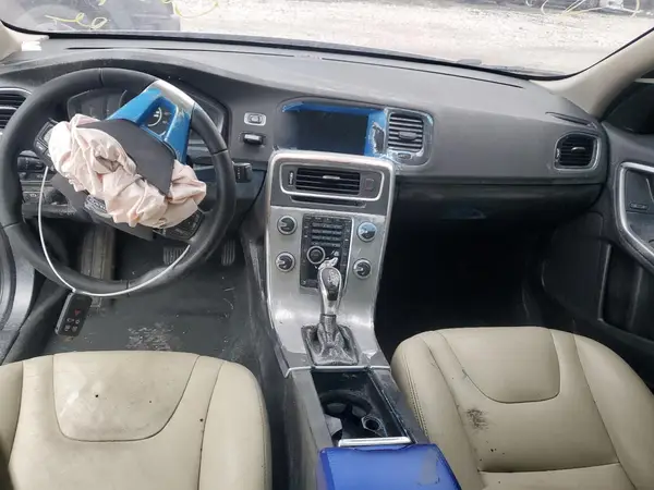 YV126MFL6H2423031 2017 VOLVO S60 - Image 8