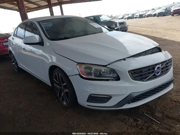 YV126MFL6H2423997 2017 VOLVO S60 - Image 1