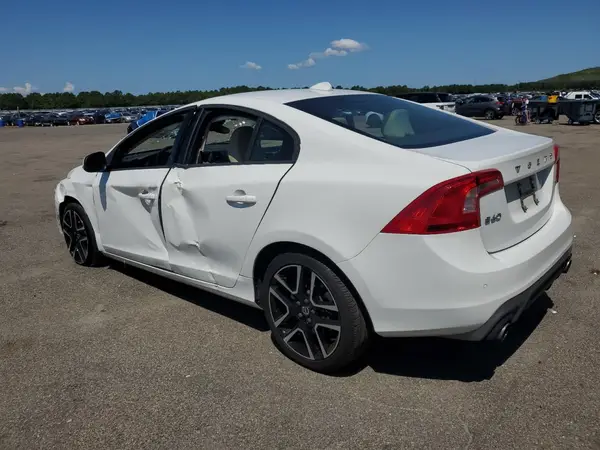 YV126MFL6J2453474 2018 VOLVO S60 - Image 2