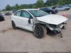 YV126MFL7H2422714 2017 VOLVO S60