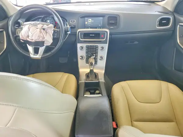 YV126MFL7H2422731 2017 VOLVO S60 - Image 8
