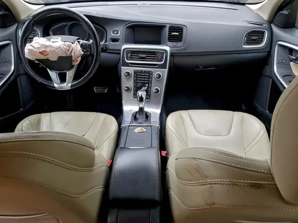 YV126MFL7H2425564 2017 VOLVO S60 - Image 8