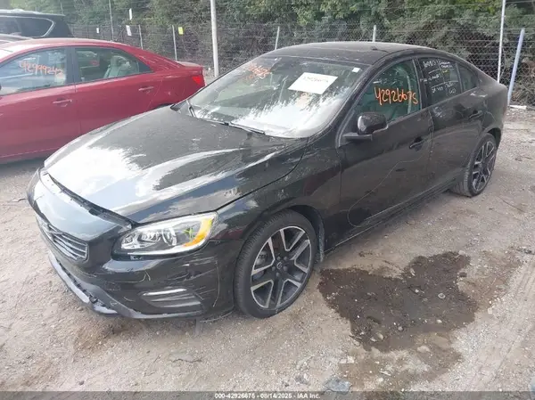 YV126MFL7J2454875 2018 VOLVO S60 - Image 2