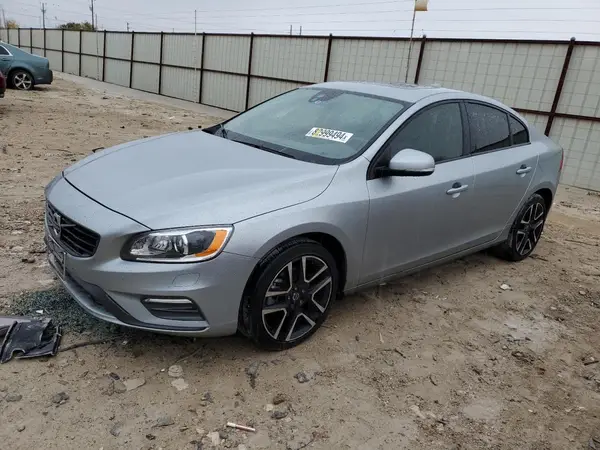 YV126MFL7J2459560 2018 VOLVO S60 - Image 1