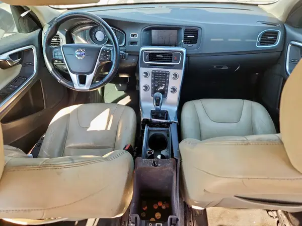 YV126MFL8H2424214 2017 VOLVO S60 - Image 8