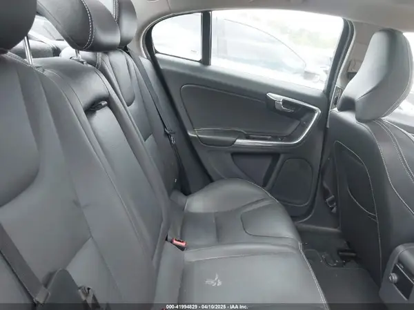 YV126MFL8H2425928 2017 VOLVO S60 - Image 8