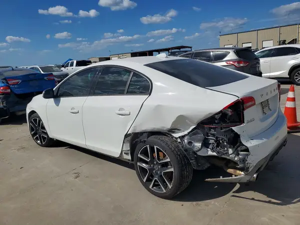 YV126MFL8J2450527 2018 VOLVO S60 - Image 2