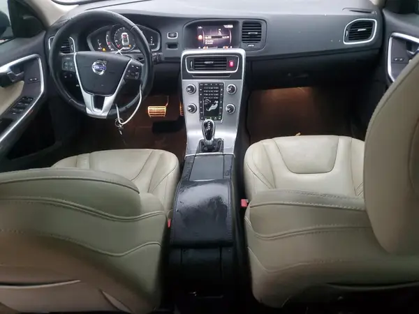 YV126MFL8J2455808 2018 VOLVO S60 - Image 8