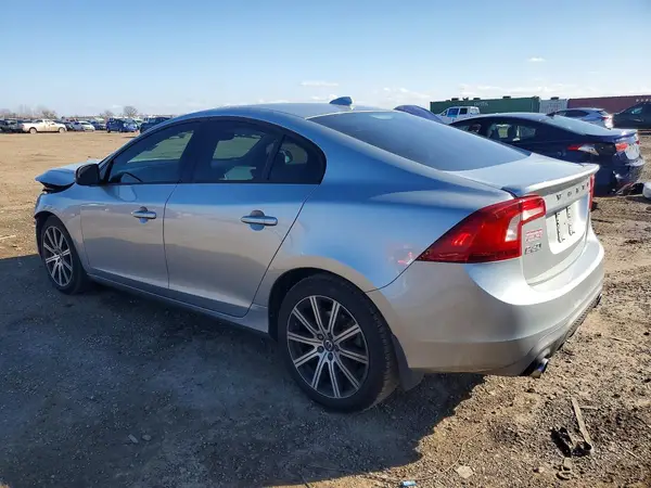 YV126MFL9H2421404 2017 VOLVO S60 - Image 2