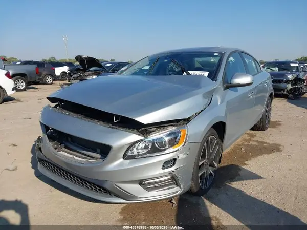 YV126MFL9H2425498 2017 VOLVO S60 - Image 2