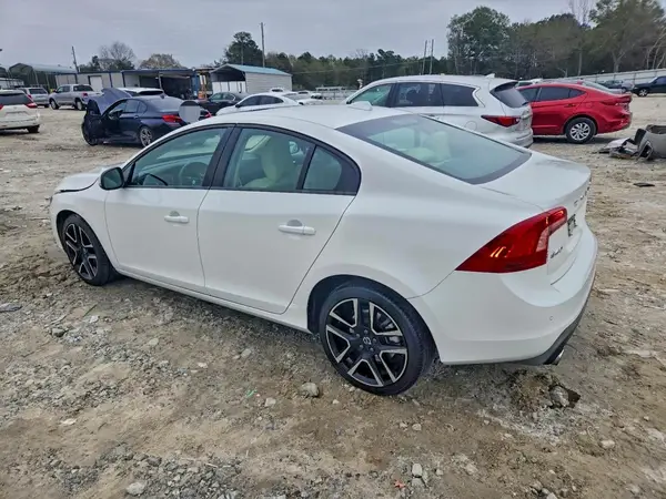 YV126MFL9H2426442 2017 VOLVO S60 - Image 2
